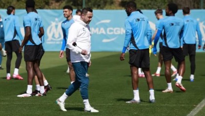 教练球员双向罢训！德泽尔比在马赛还能继续混吗？